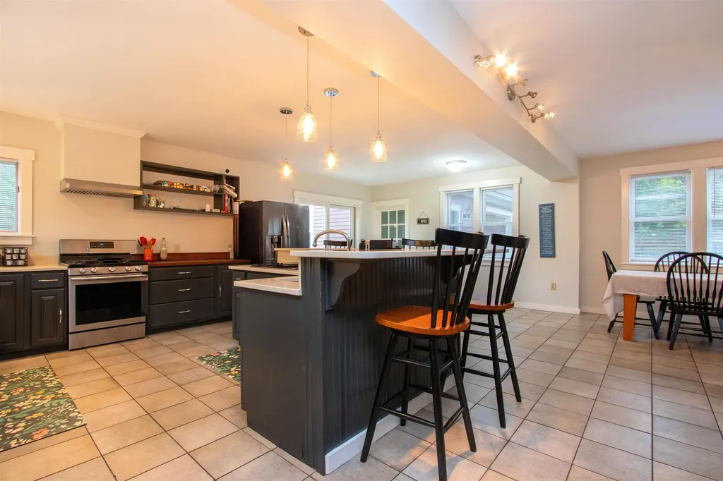 107 East Village Road St. Johnsbury VT 05819