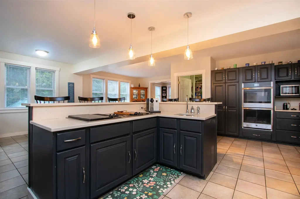 107 East Village Road St. Johnsbury VT 05819