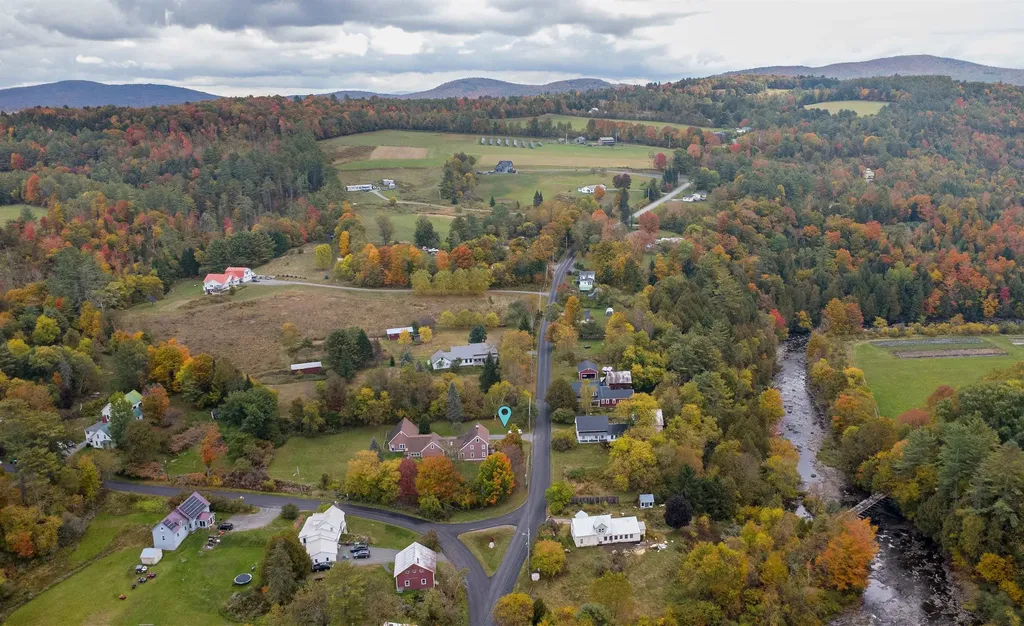 107 East Village Road St. Johnsbury VT 05819