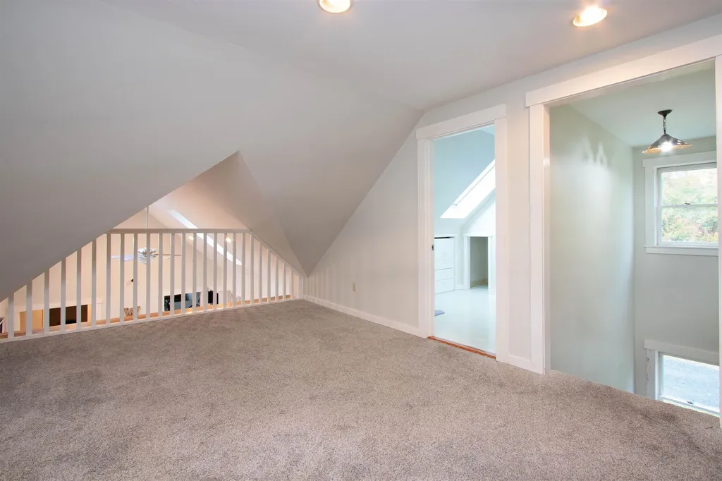 107 East Village Road St. Johnsbury VT 05819