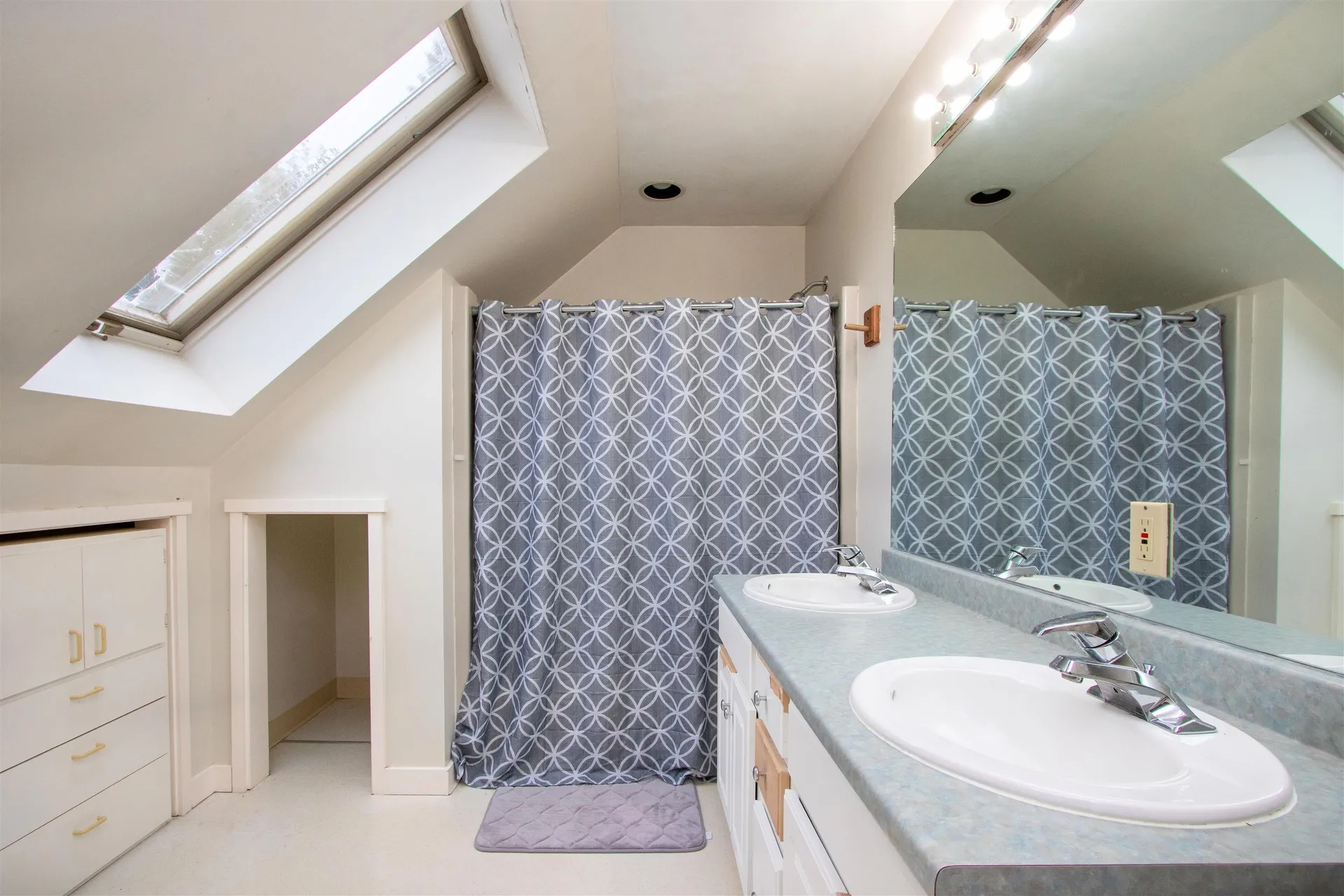 107 East Village Road St. Johnsbury VT 05819