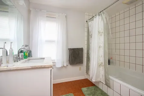 107 East Village Road St. Johnsbury VT 05819