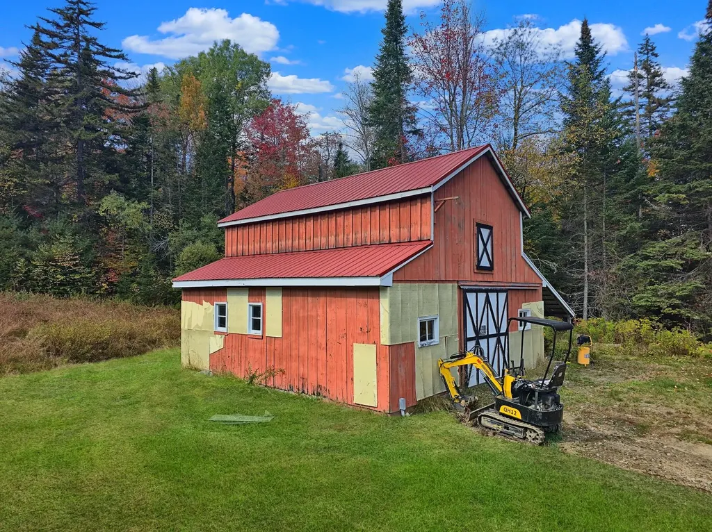 263 Milan Road Milan NH 03588