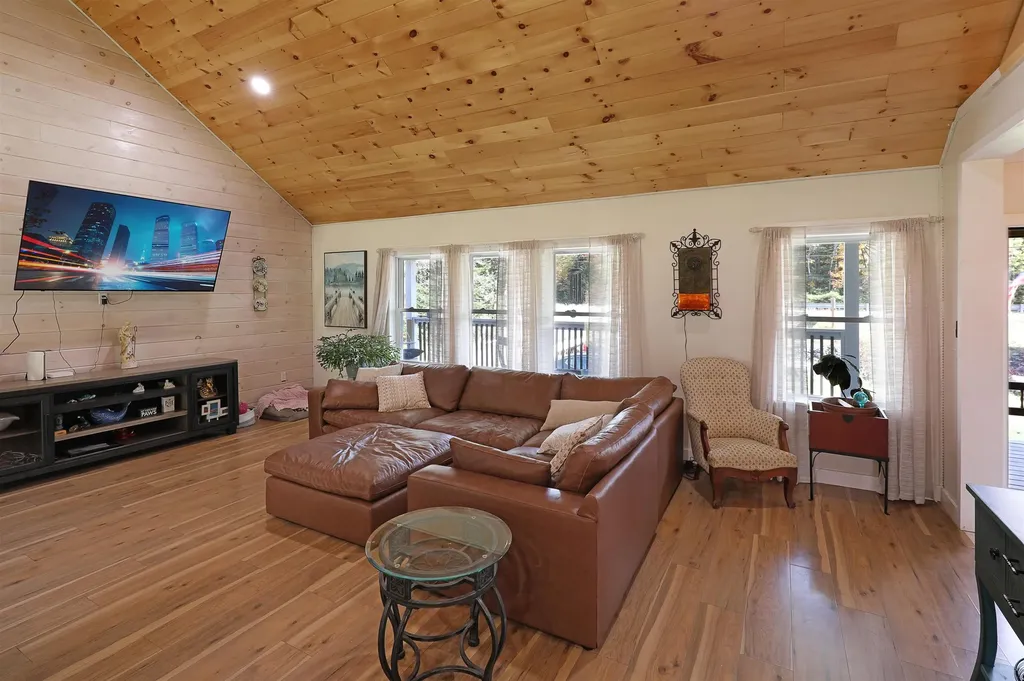 263 Milan Road Milan NH 03588