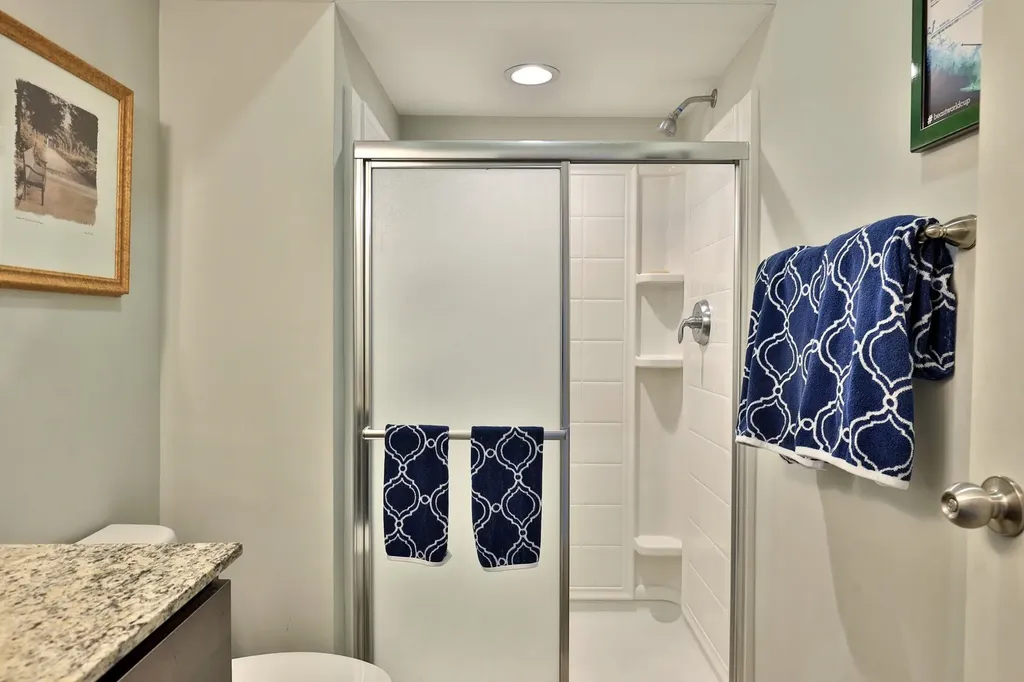 106 Fox Hollow Village Mendon VT 05701