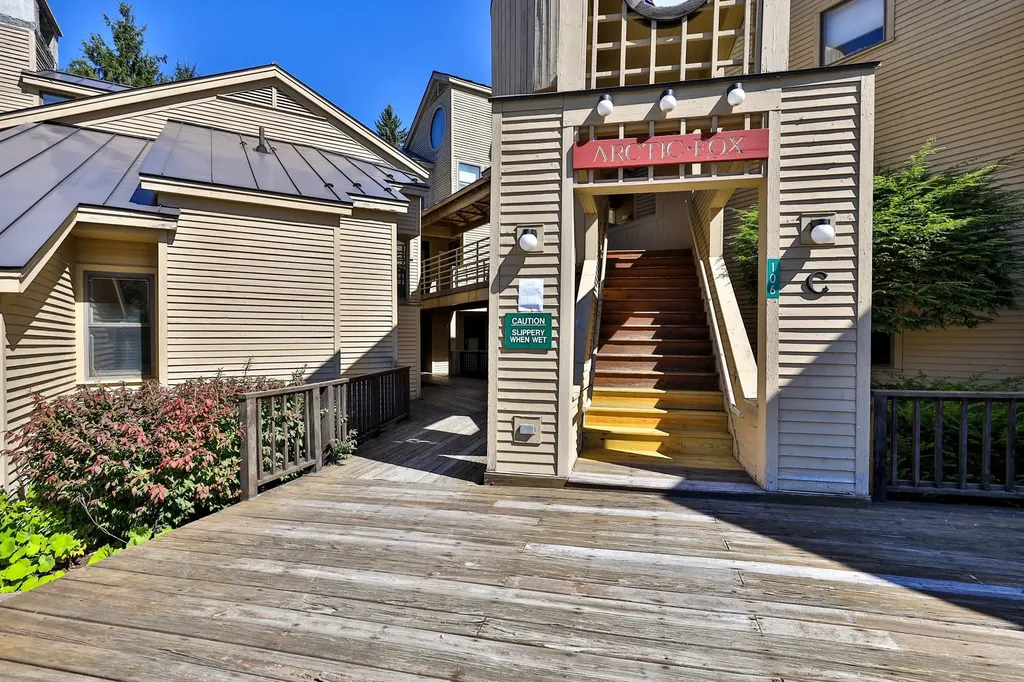 106 Fox Hollow Village Mendon VT 05701