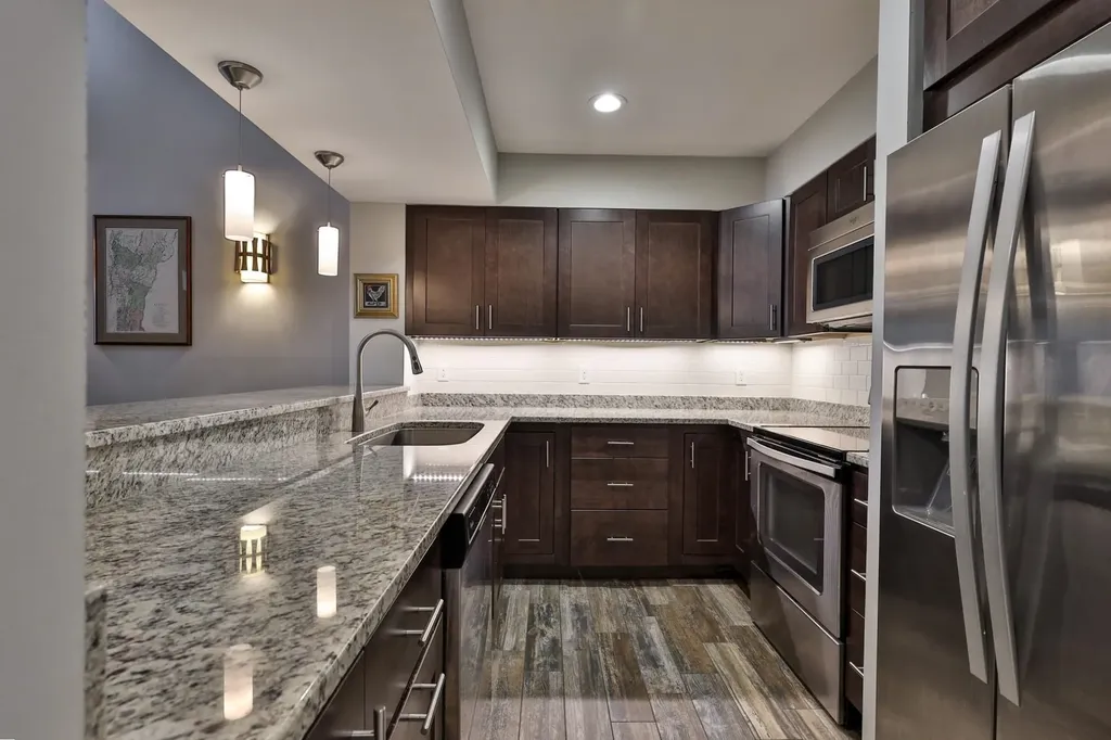 106 Fox Hollow Village Mendon VT 05701