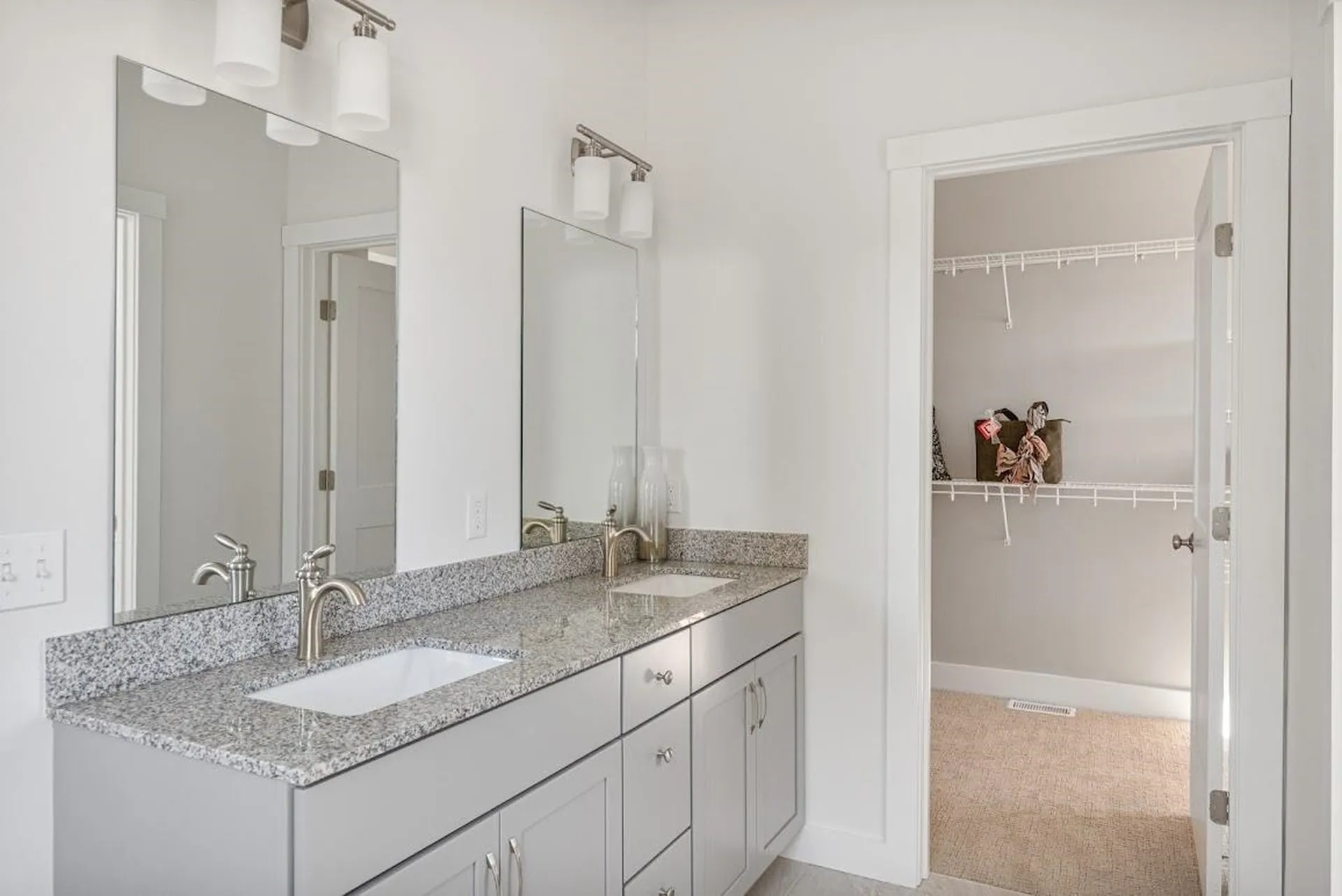 71 Elm Street South Burlington VT 05403