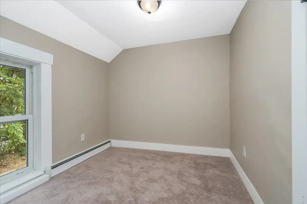 75 School Street Franklin NH 03235