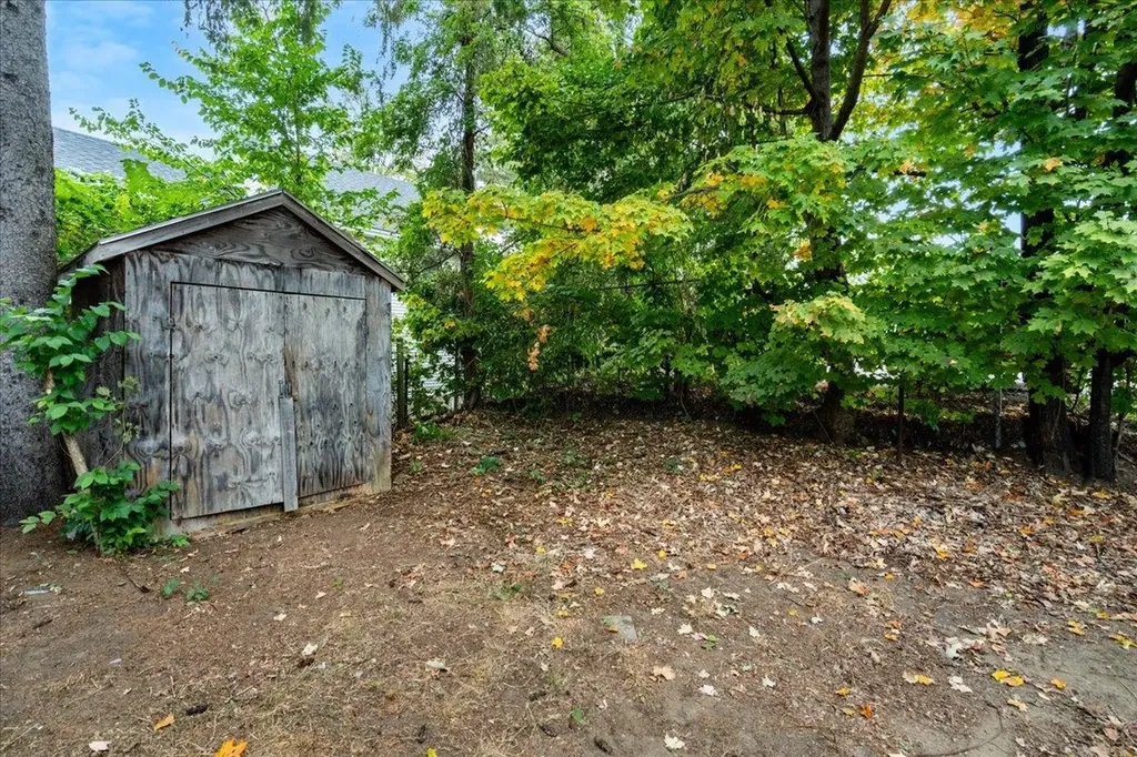 75 School Street Franklin NH 03235