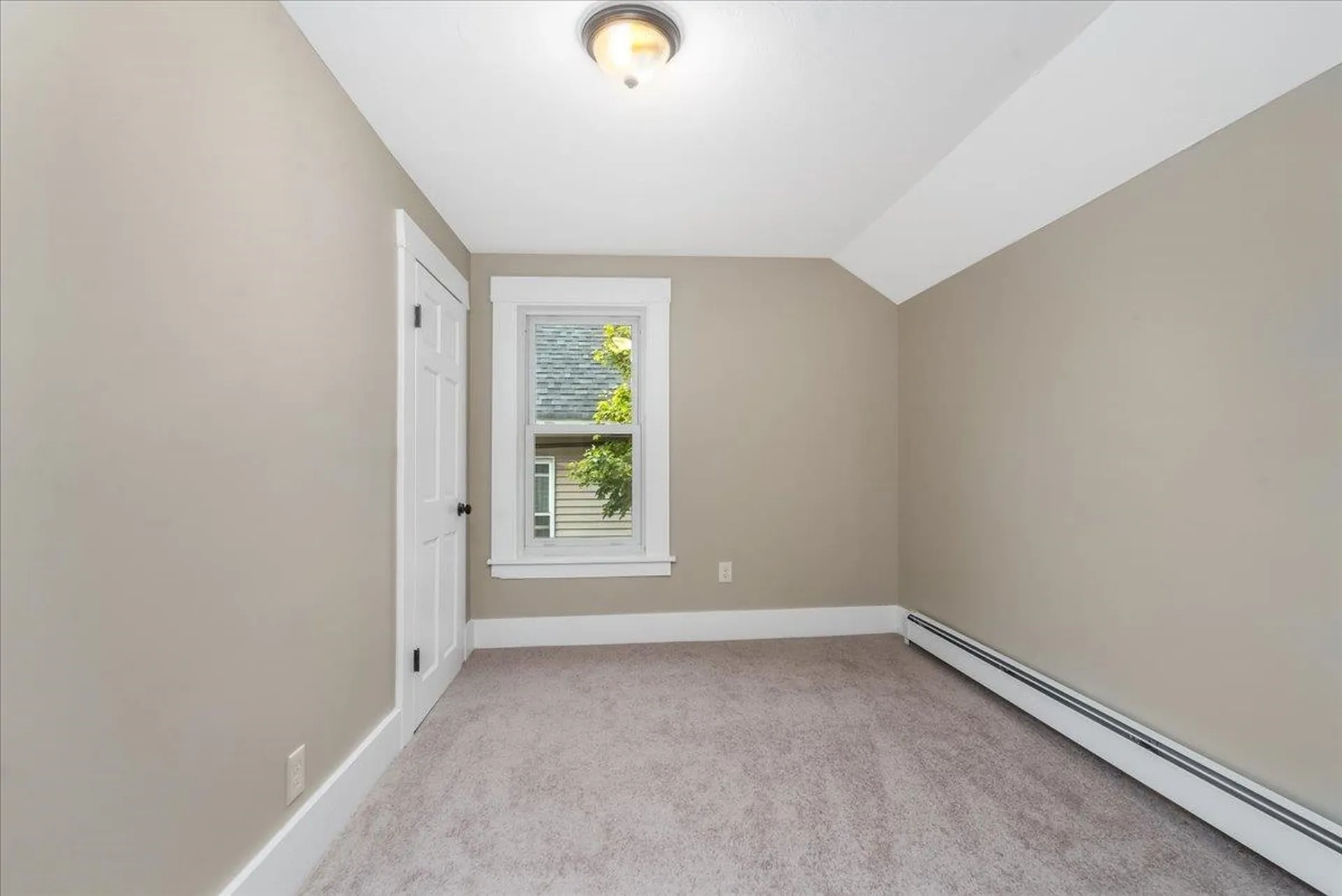 75 School Street Franklin NH 03235