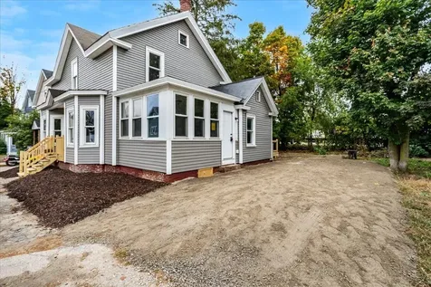 75 School Street Franklin NH 03235