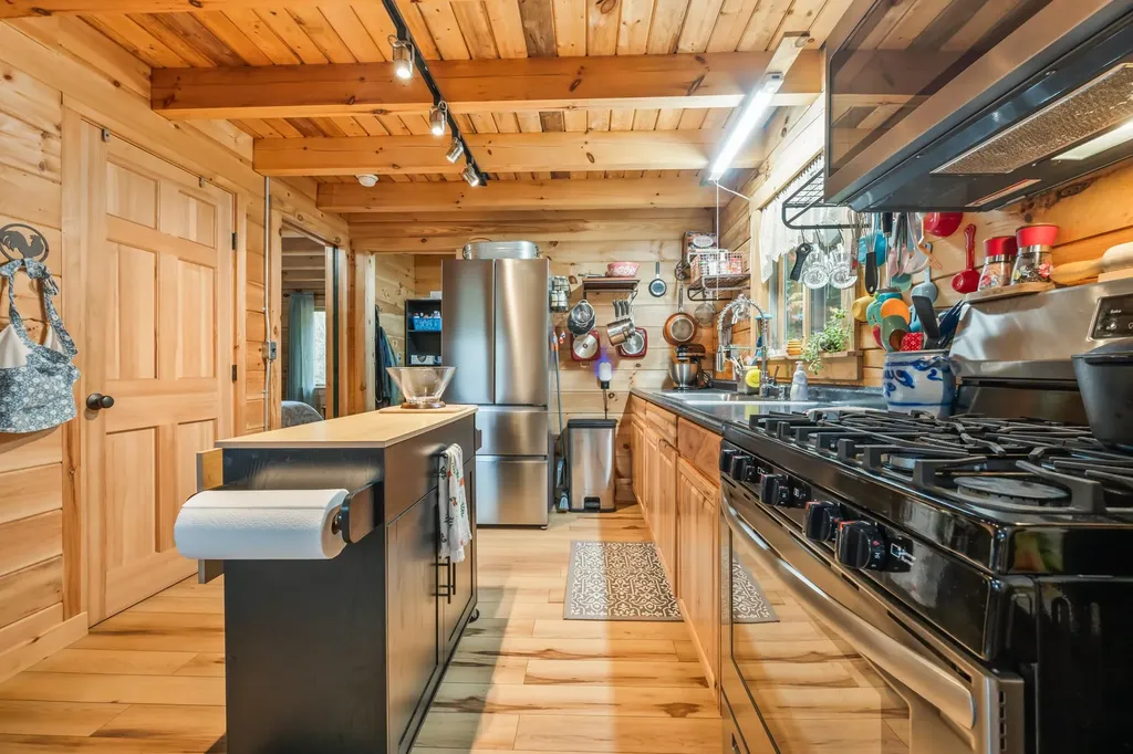 41 Jesse Lane Littleton NH 03561