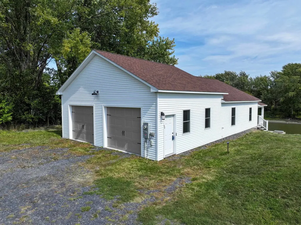 58 Riverview Street Ferrisburgh VT 05491