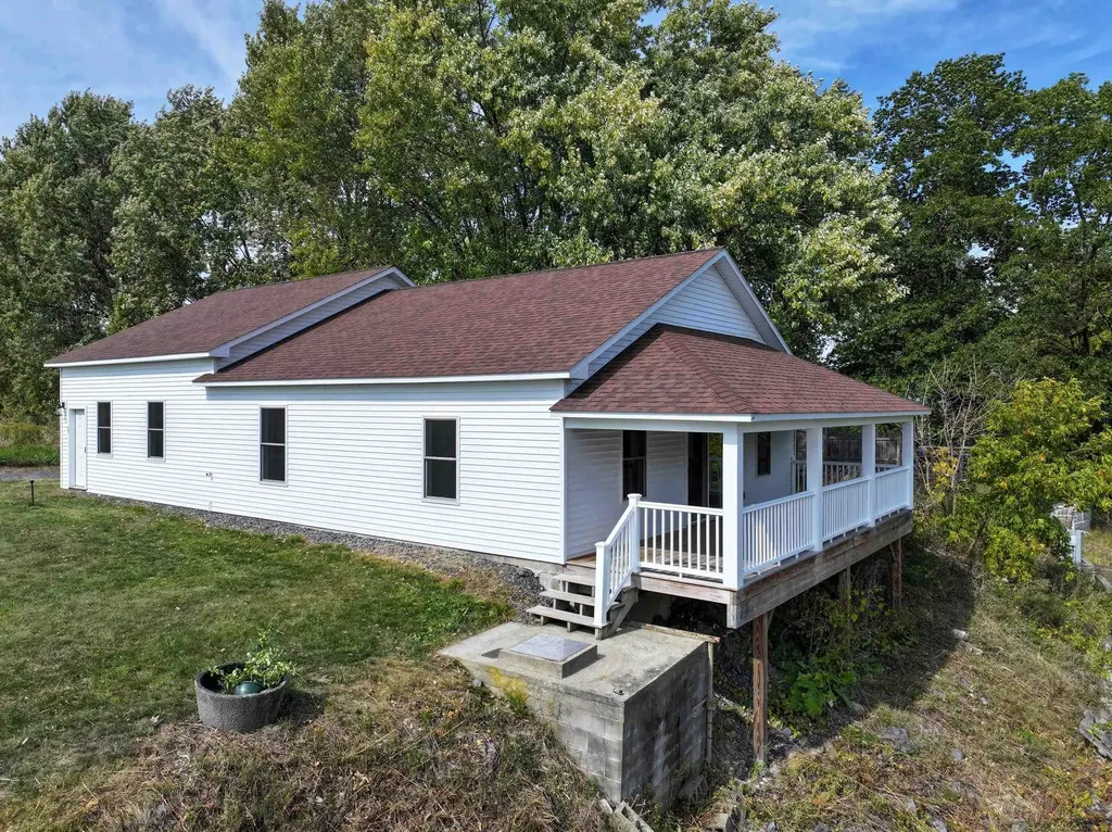 58 Riverview Street Ferrisburgh VT 05491