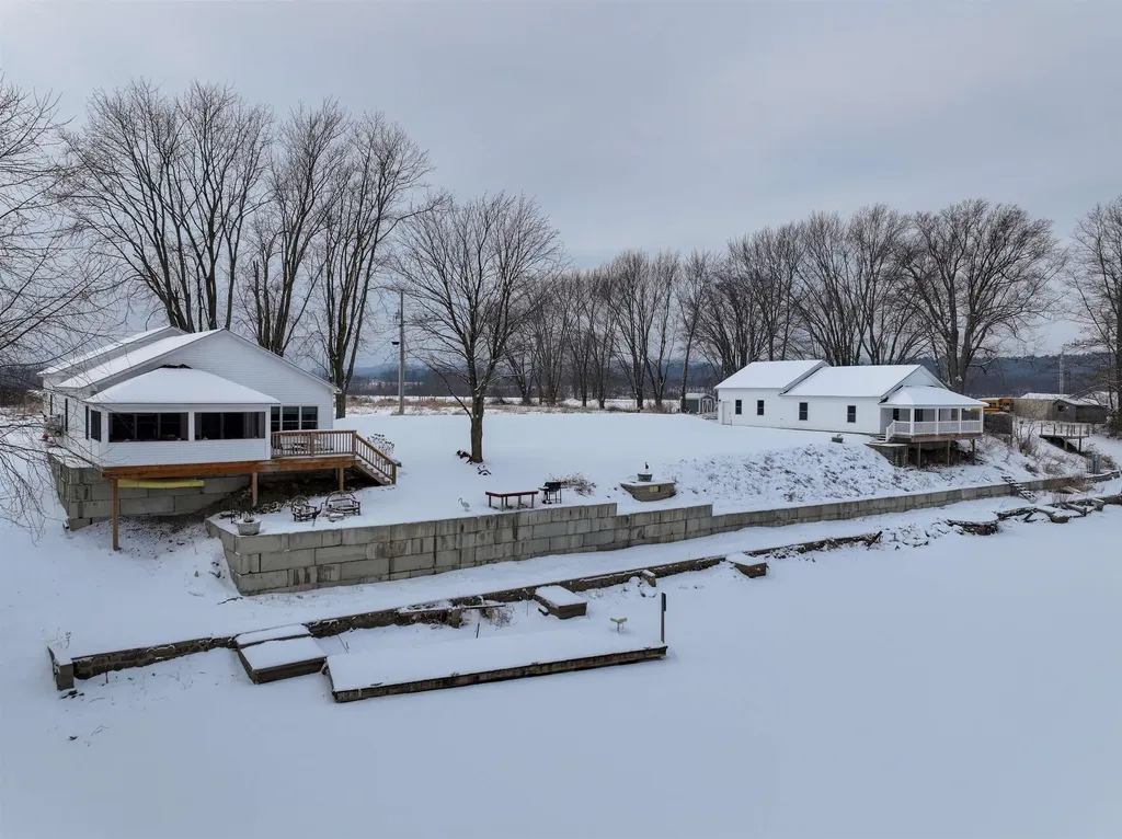 58 Riverview Street Ferrisburgh VT 05491