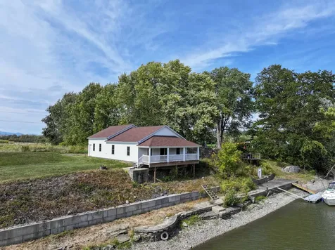 58 Riverview Street Ferrisburgh VT 05491