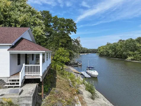 58 Riverview Street Ferrisburgh VT 05491