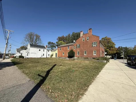 29 Front Street Exeter NH 03833