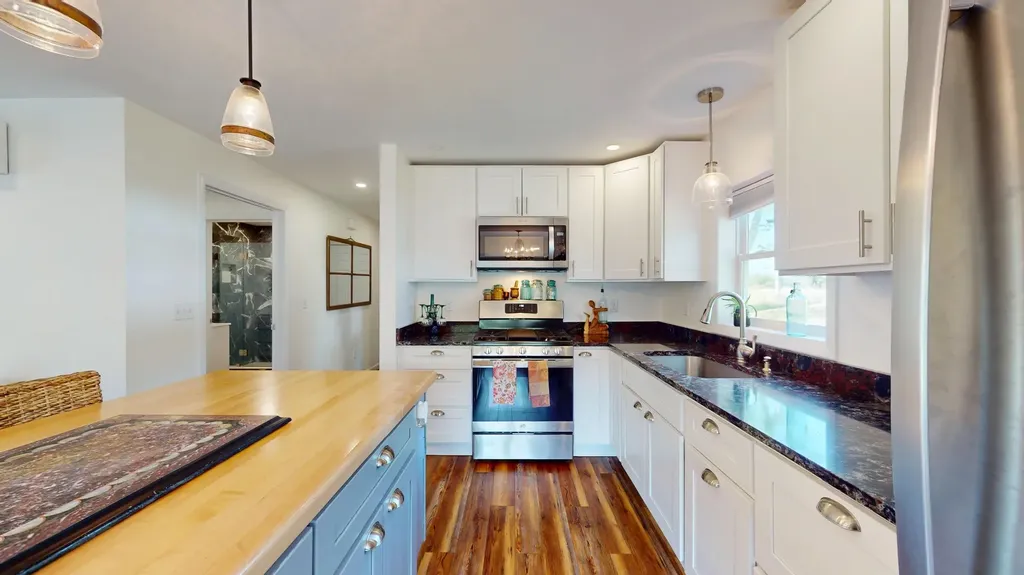 46 Riverview Street Ferrisburgh VT 05491