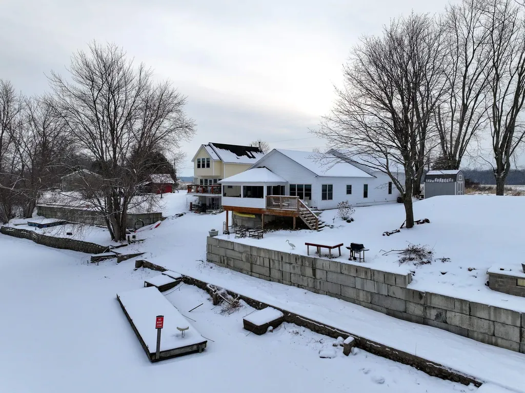 46 Riverview Street Ferrisburgh VT 05491