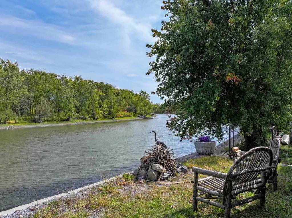 46 Riverview Street Ferrisburgh VT 05491