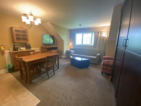 304/06 Qtr.2,89 Grand Summit Way Dover VT 05356