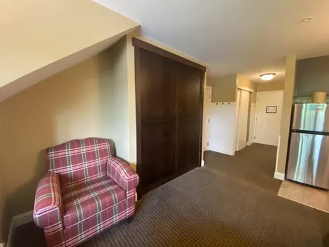 304/06 Qtr.2,89 Grand Summit Way Dover VT 05356