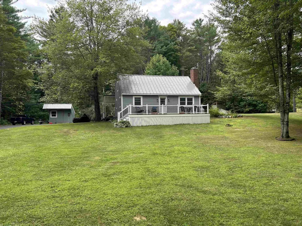 2279 Stinson Lake Road Rumney NH 03266