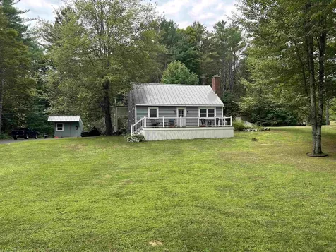 2279 Stinson Lake Road Rumney NH 03266