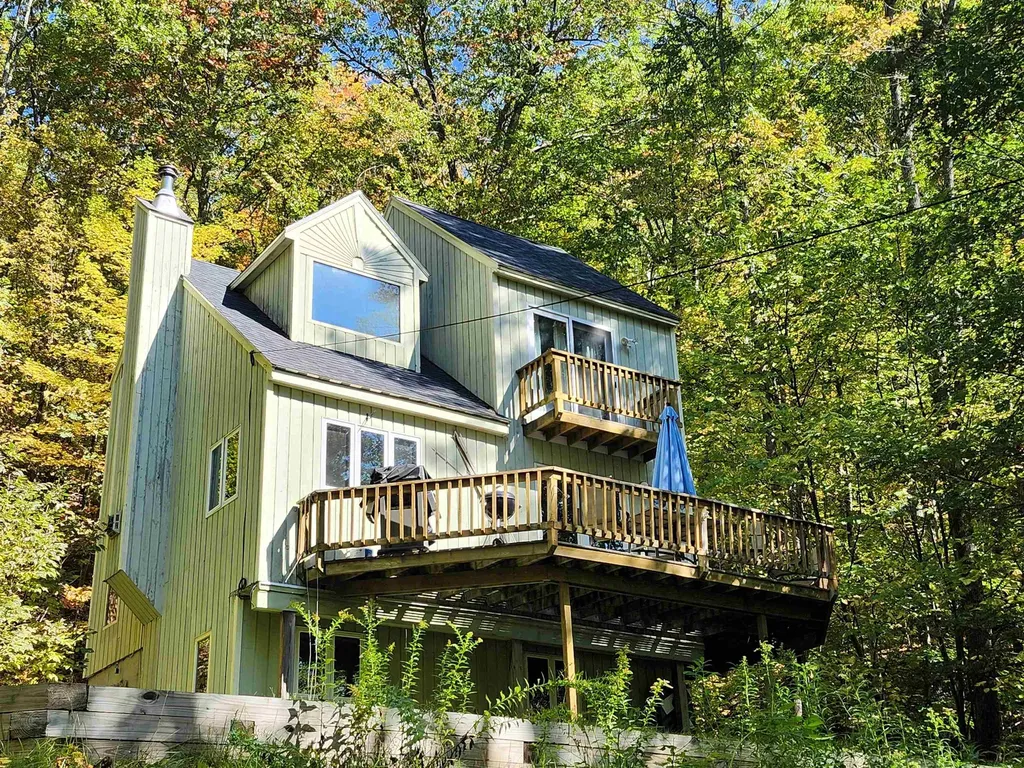 194 Reservoir Road Campton NH 03223