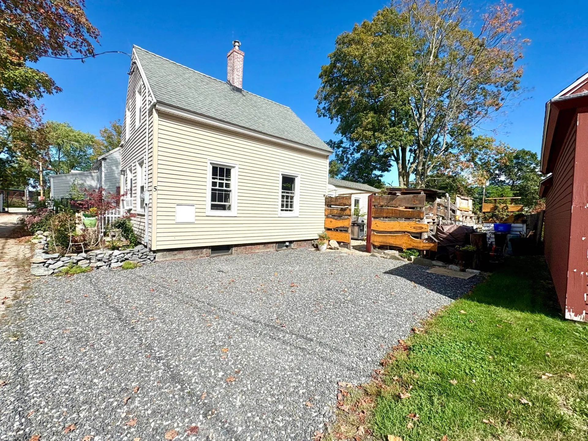 5 Kossuth Street Exeter NH 03833