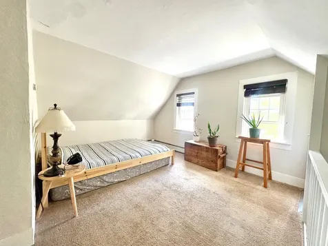 5 Kossuth Street Exeter NH 03833