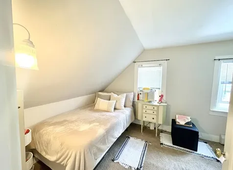 5 Kossuth Street Exeter NH 03833