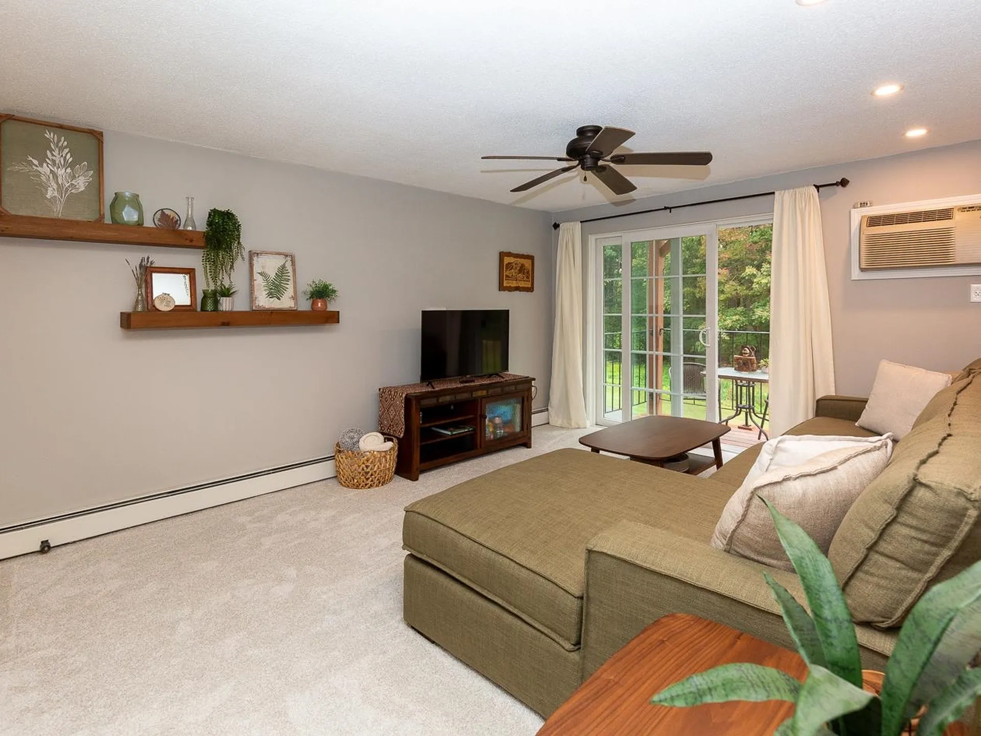 1708 White Cedar Boulevard Portsmouth NH 03801