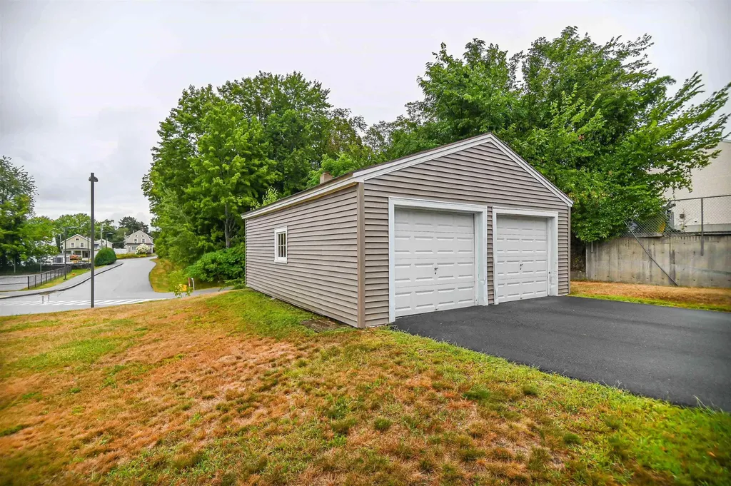 7 Ferry Street Allenstown NH 03275