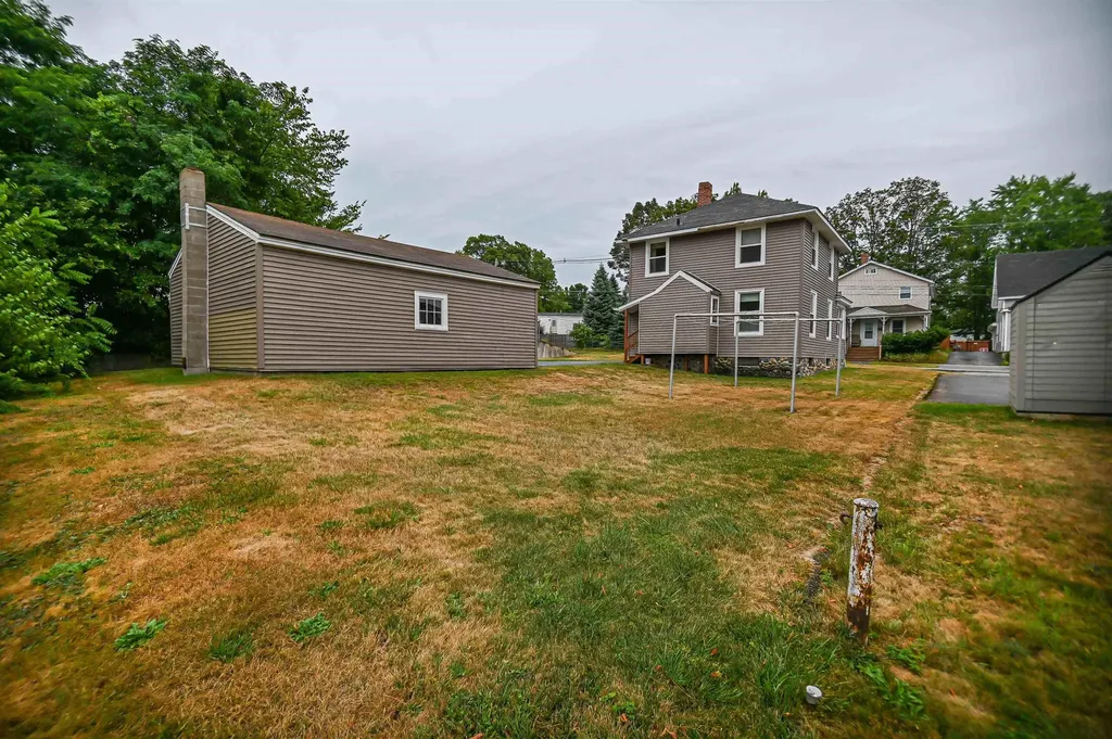 7 Ferry Street Allenstown NH 03275