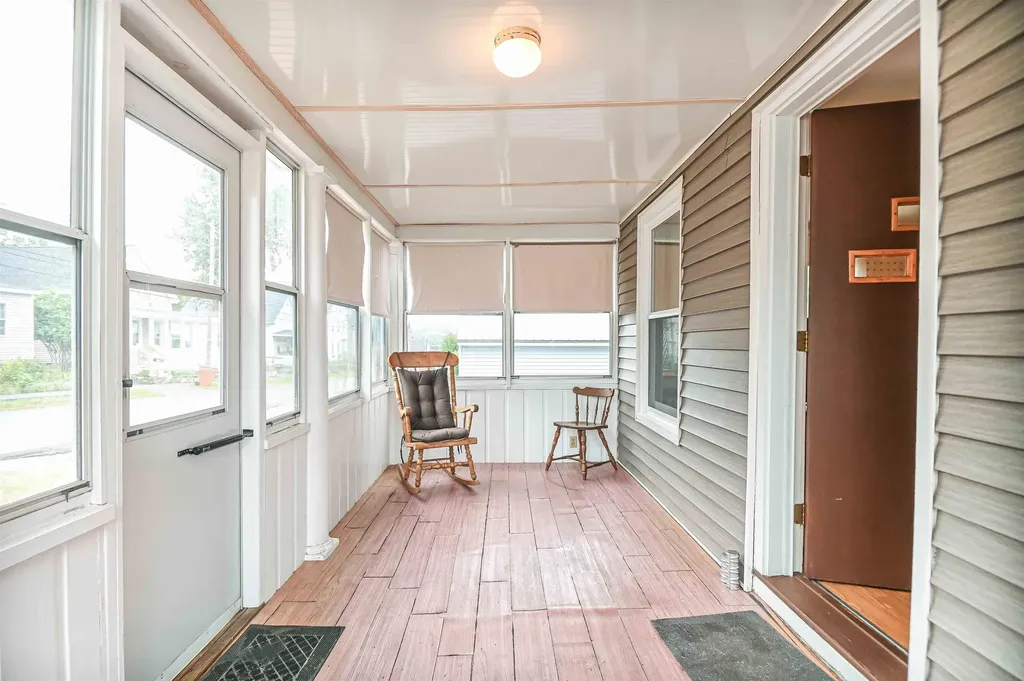 7 Ferry Street Allenstown NH 03275