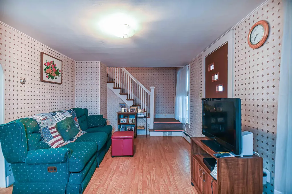 7 Ferry Street Allenstown NH 03275