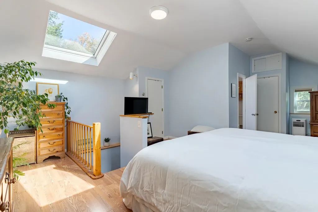 11 & 13 Dulcies Point Road Kingston NH 03848