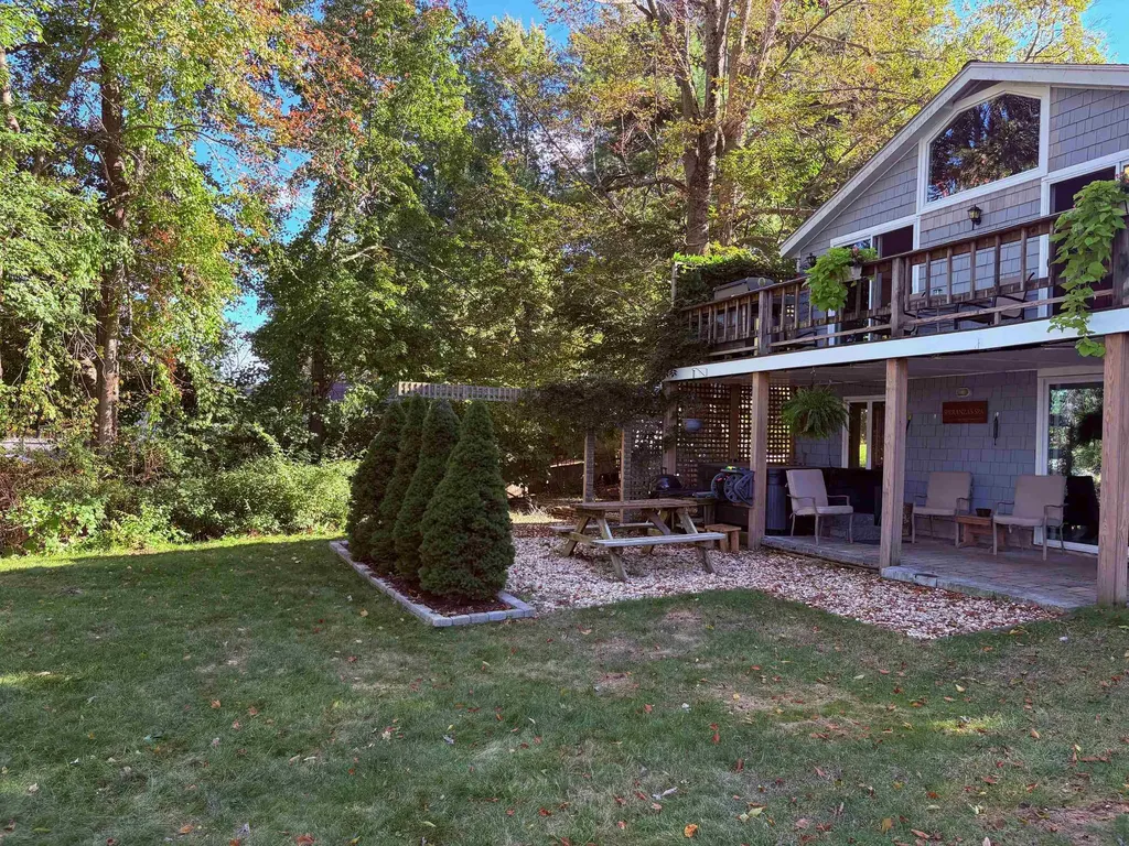 11 & 13 Dulcies Point Road Kingston NH 03848