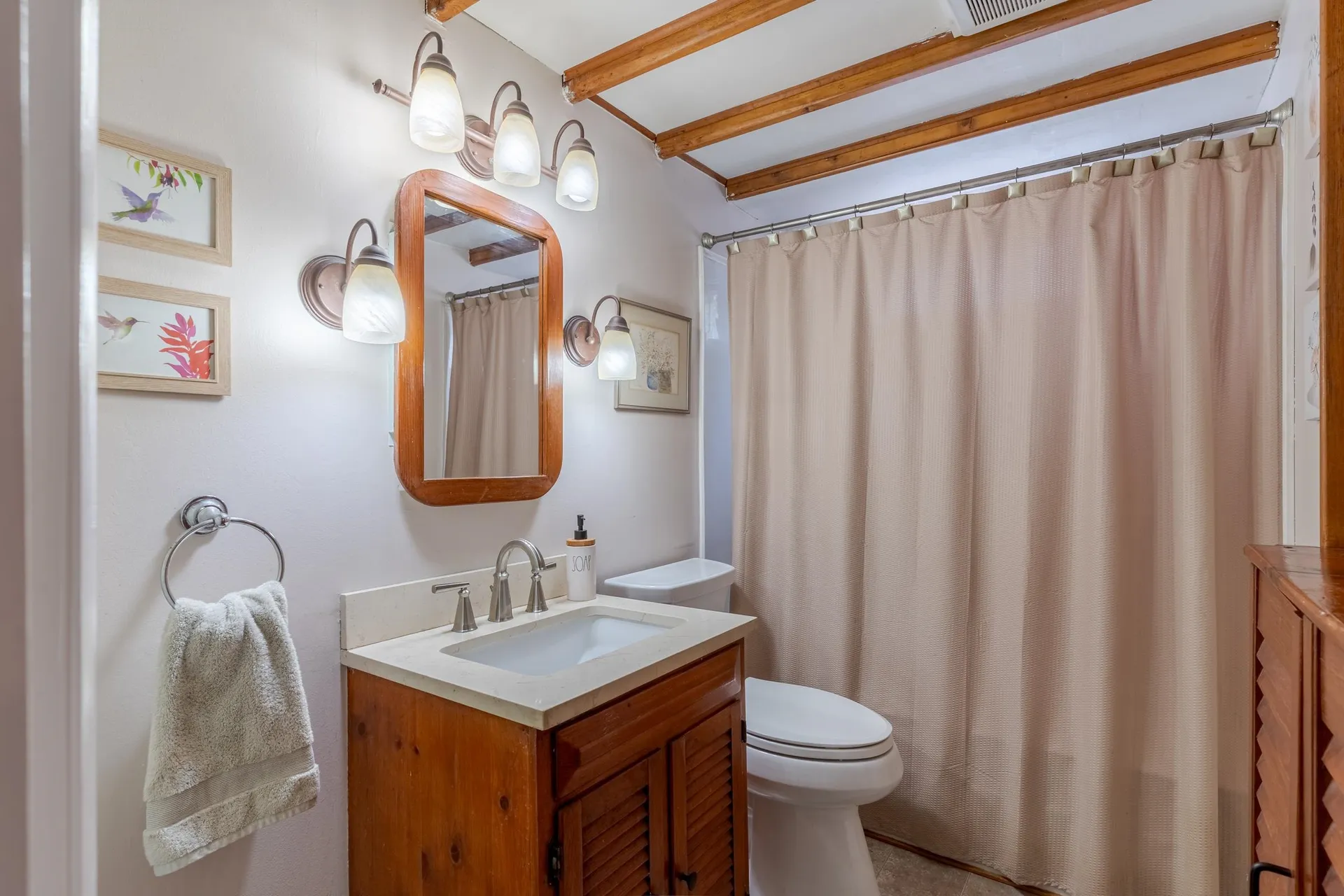 11 & 13 Dulcies Point Road Kingston NH 03848