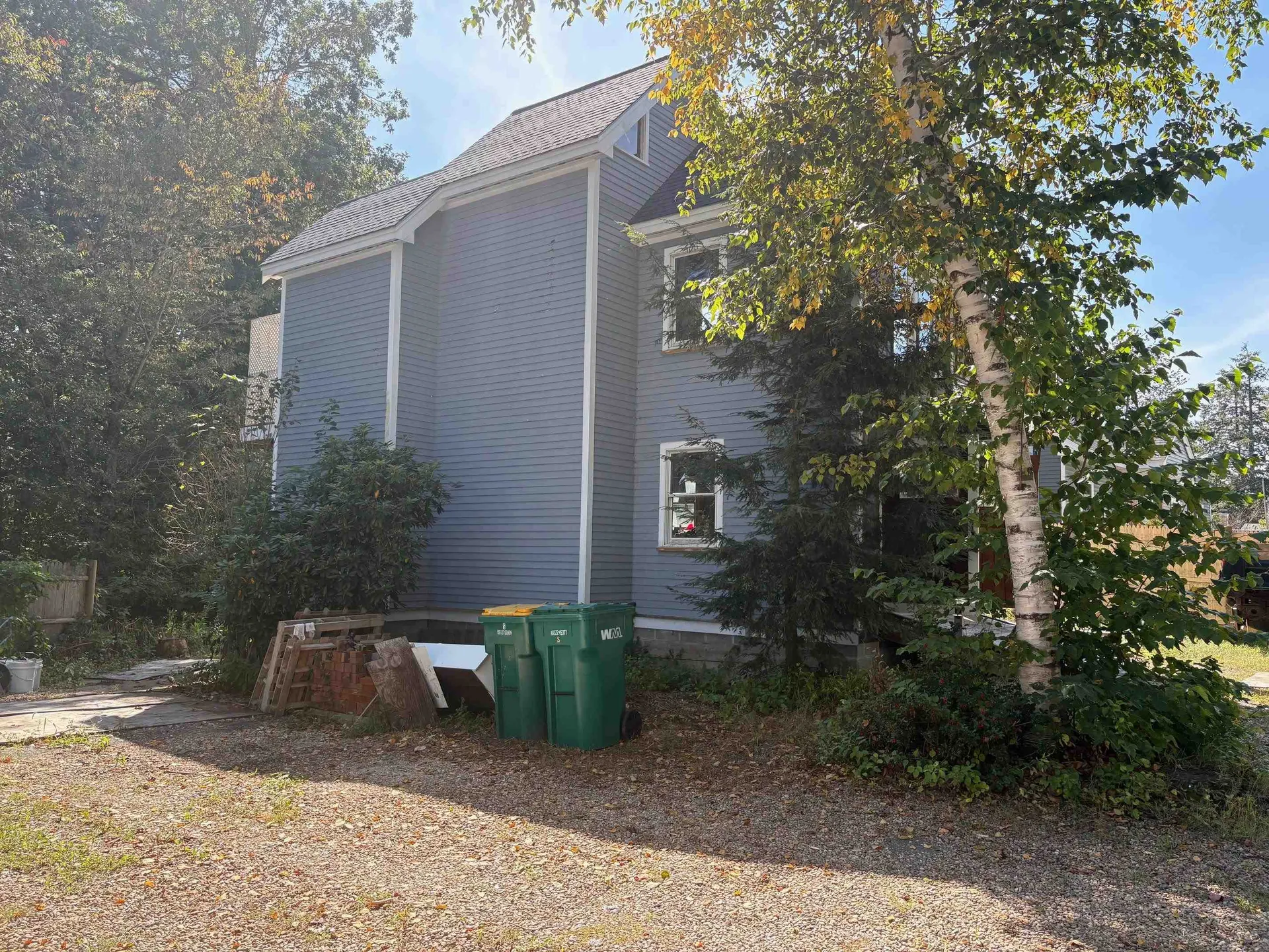 11 & 13 Dulcies Point Road Kingston NH 03848