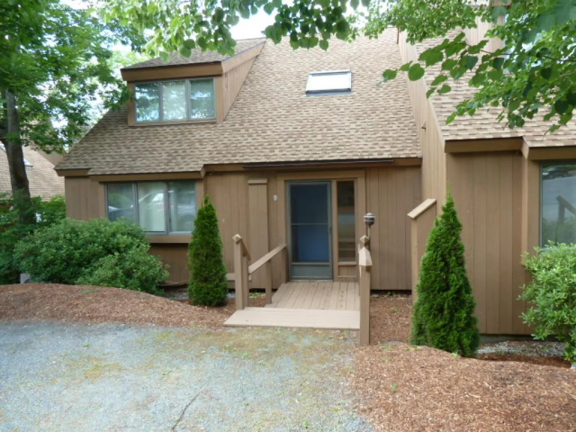 9 Pioneer Point Grantham NH 03753