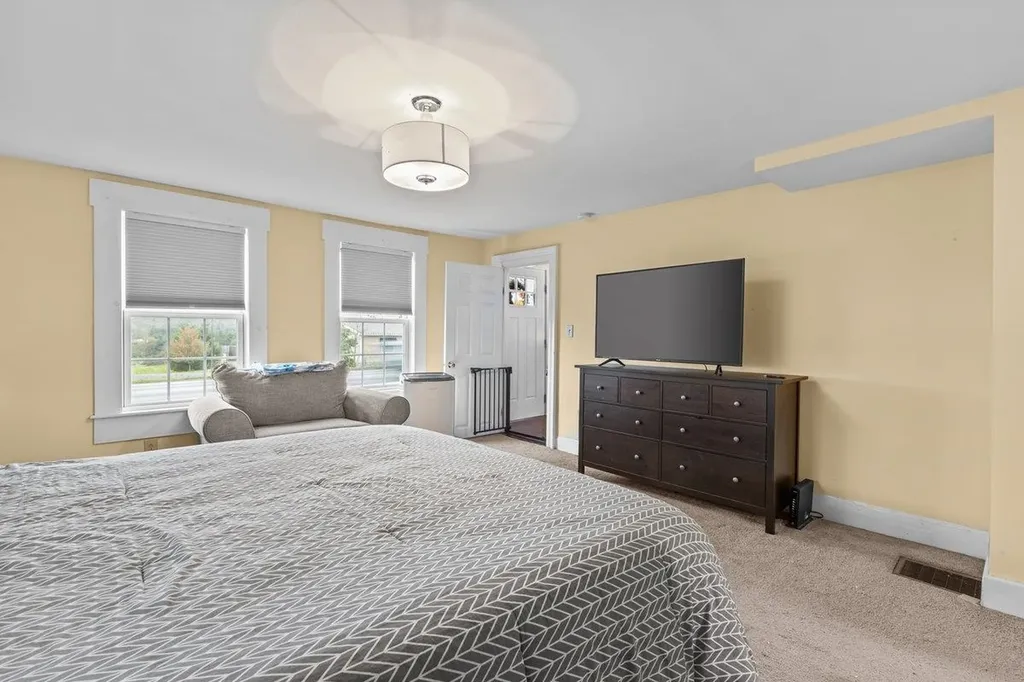 266 Vermont 15 Jericho VT 05465