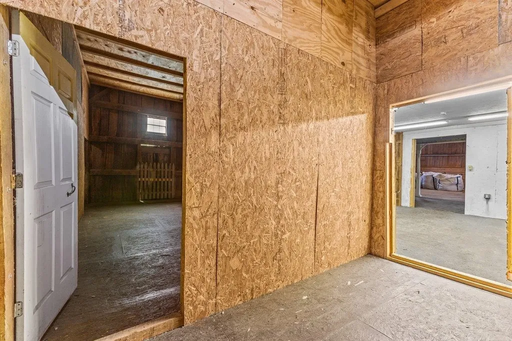 266 Vermont 15 Jericho VT 05465