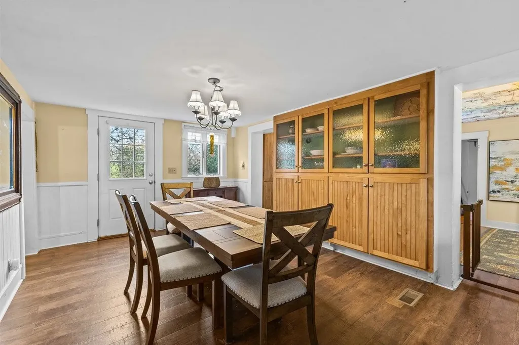 266 Vermont 15 Jericho VT 05465