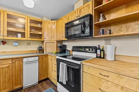 266 Vermont 15 Jericho VT 05465