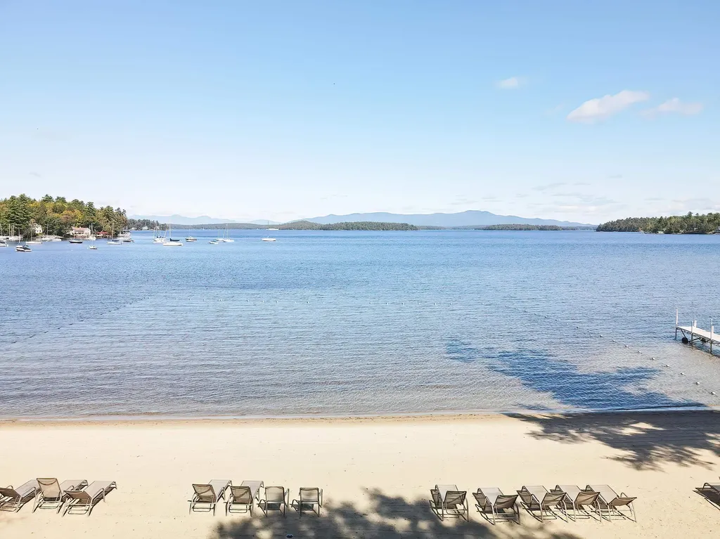 118 Weirs Road Gilford NH 03249