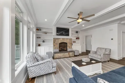 79 River Street Wolfeboro NH 03894